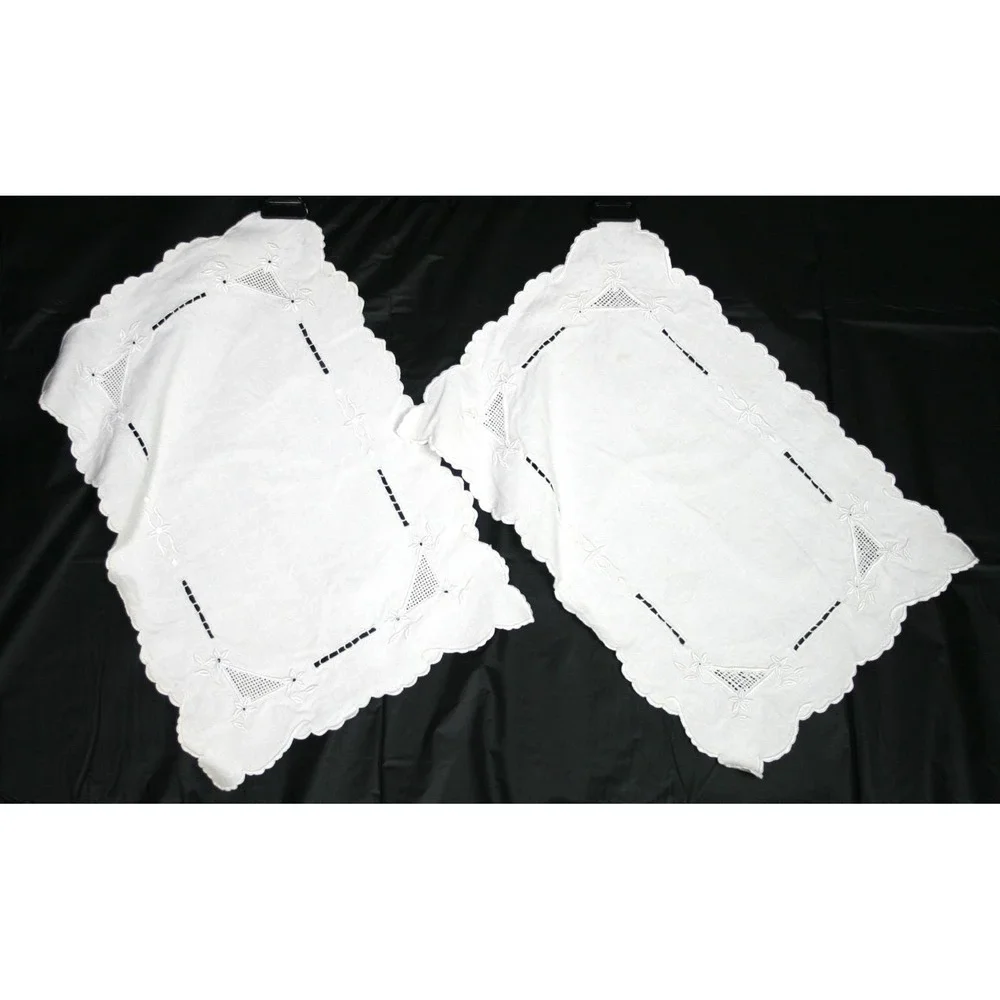 Vintage White Linen Embroidered Placemats Scalloped Edge Cutwork Set of 2